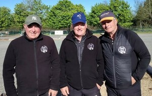 Champions:  Gérard Eprinchard, Pascal Mineau et Patrick Doche  (Pétanque St maixentaise)